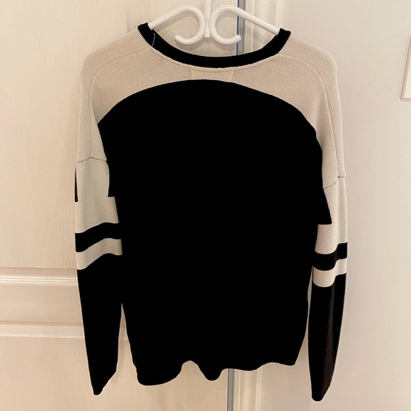 Zara knit black and white sweater - Picture 1 of 5